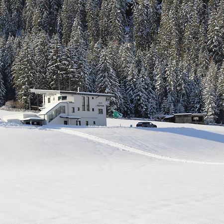 Apart Alpinea 皮茨河谷圣莱昂哈德 外观 照片