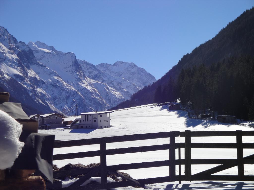 Apart Alpinea 皮茨河谷圣莱昂哈德 外观 照片
