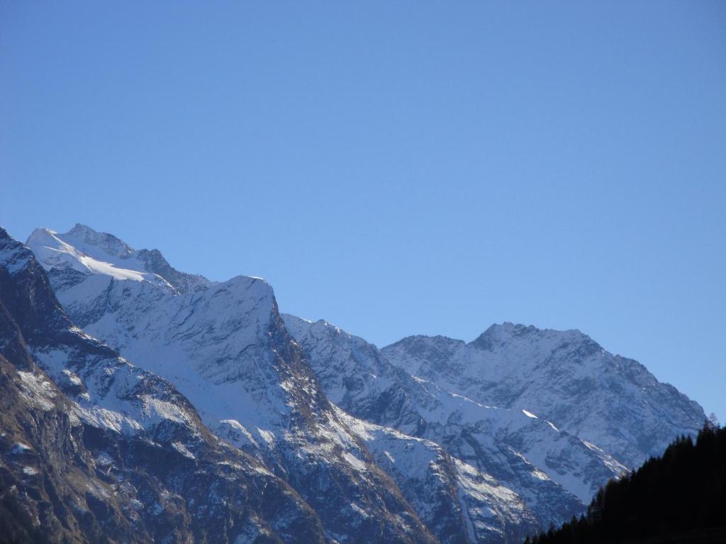 Apart Alpinea 皮茨河谷圣莱昂哈德 外观 照片